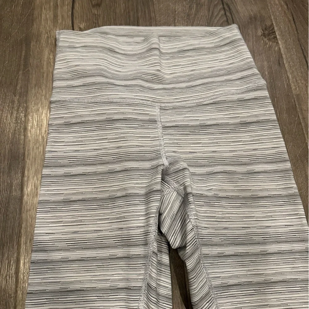 Lululemon High Times Pant Cyber Stripe Silver Fox High Rise 4 Gray White Stripe